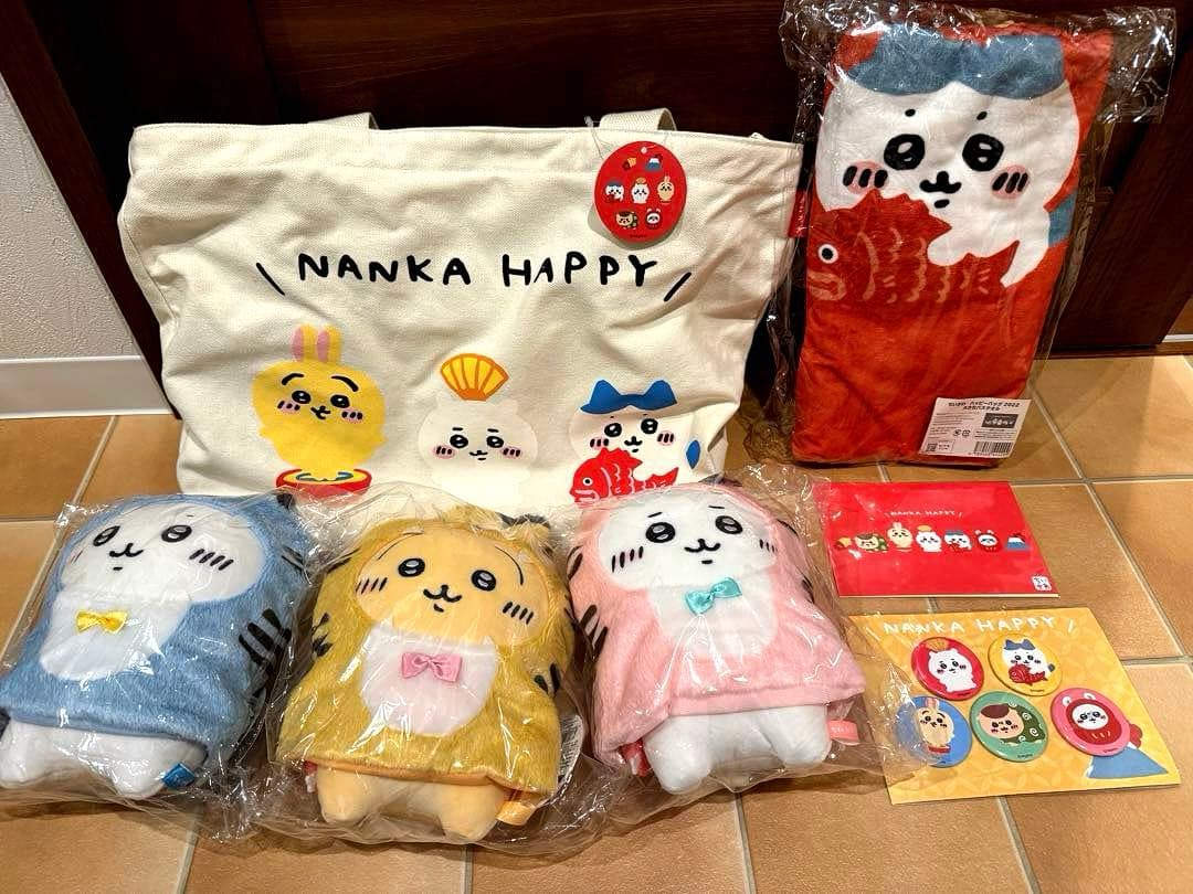ちいかわ　ハッピーバッグ2022 寅年　うさぎ　ハチワレ
