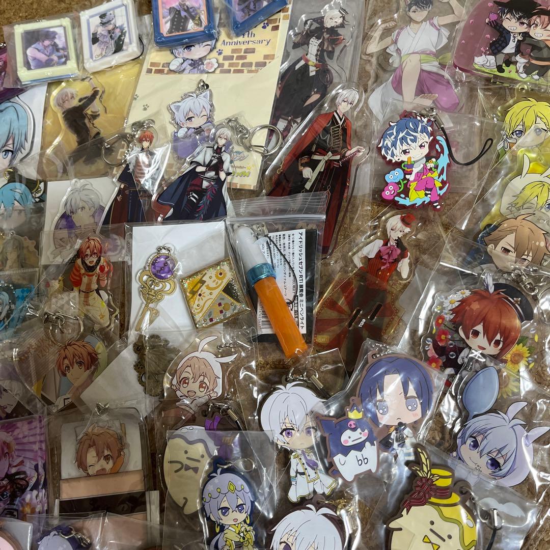 アイドリッシュセブン まとめ売り 大量 缶バッジ アクキー ラバスト アイナナ