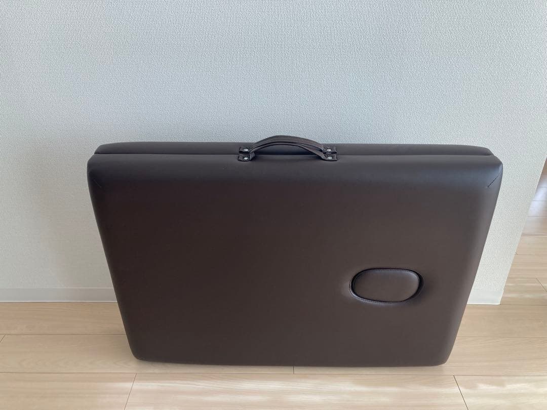 軽量　折りたたみ　マッサージベッド ブラウン　キャリーバッグ付　簡単組立　木製