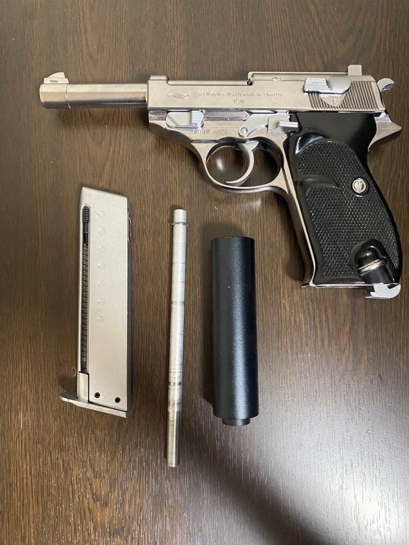 ウエスタンアームズ　WA ワルサー　P38 ステンレスモデル　サイレンサー付き