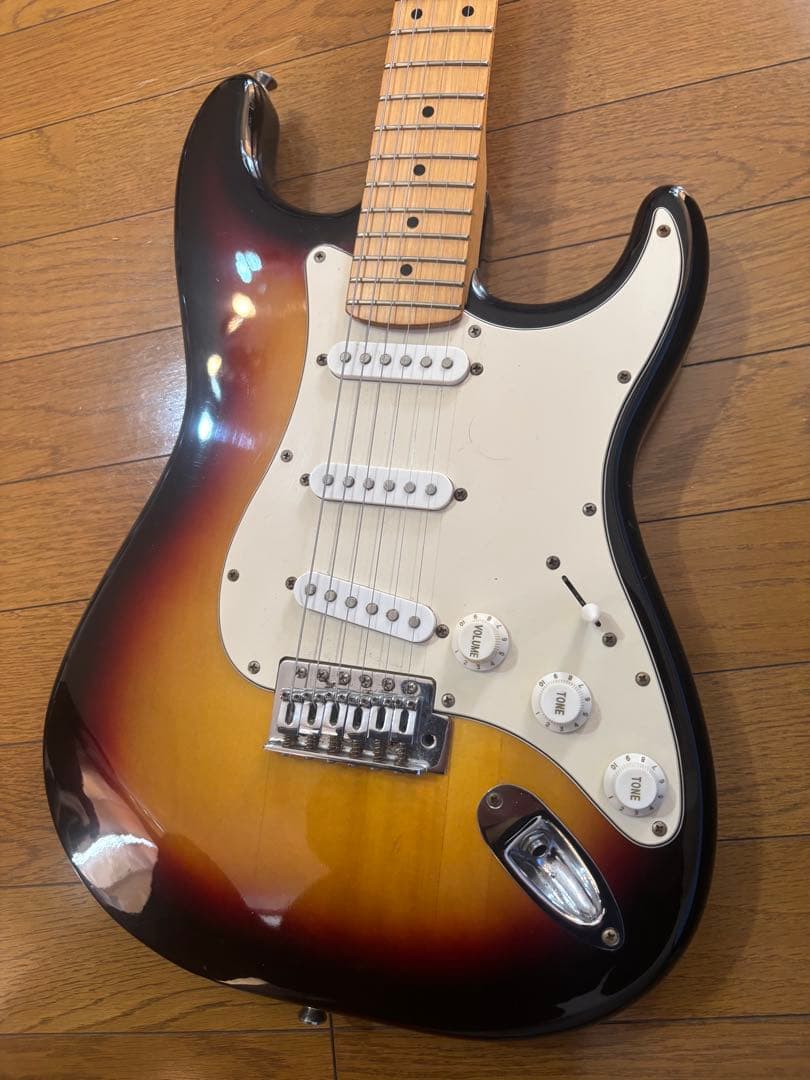 メーカー不明ストラトキャスター美品