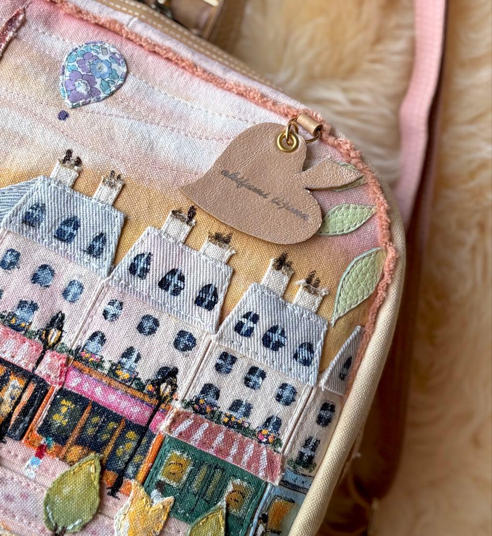 (手づくり)\"ピンクのエッフェル塔\"アップリケ切り絵パリの街並みリュックサック