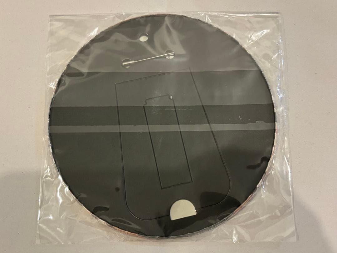 進撃の巨人　バレンタイン　ビッグ缶バッジ　リヴァイ