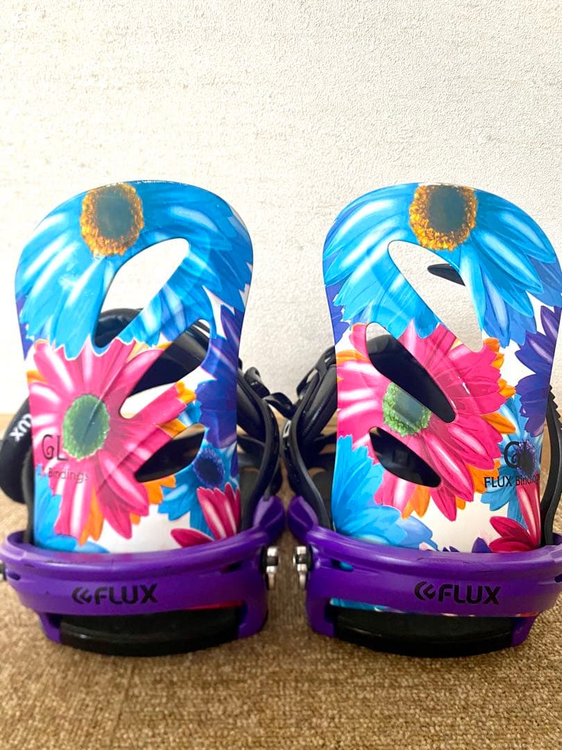 レディースFLUX スノーボードビンディング 花柄　スピード発送