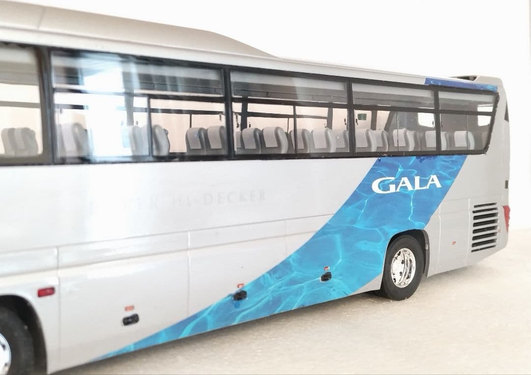 1/32 いすゞガーラスーパーハイデッカ 素人組立品