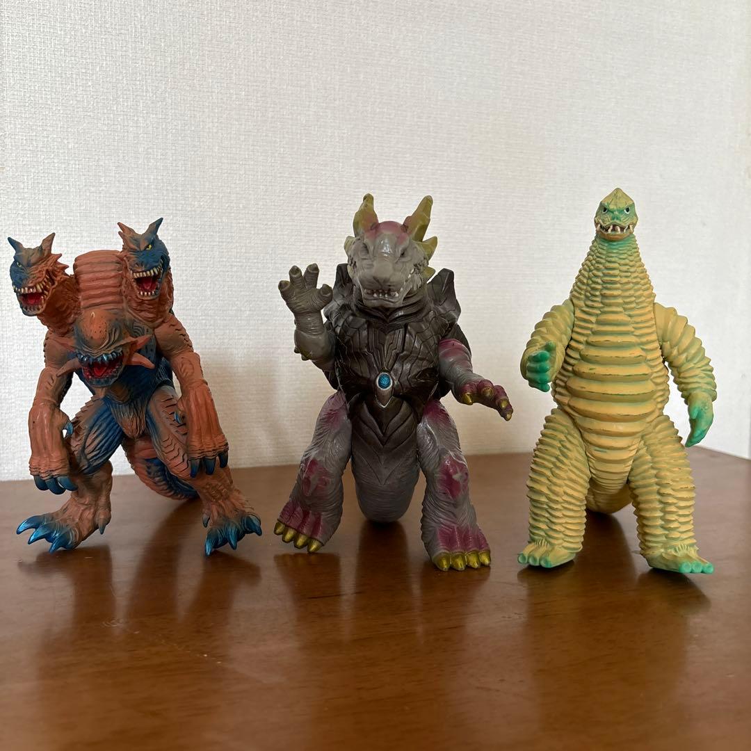 【まとめ売り・値下げ】ウルトラマン　ウルトラマン怪獣　ソフビ　22体 美品