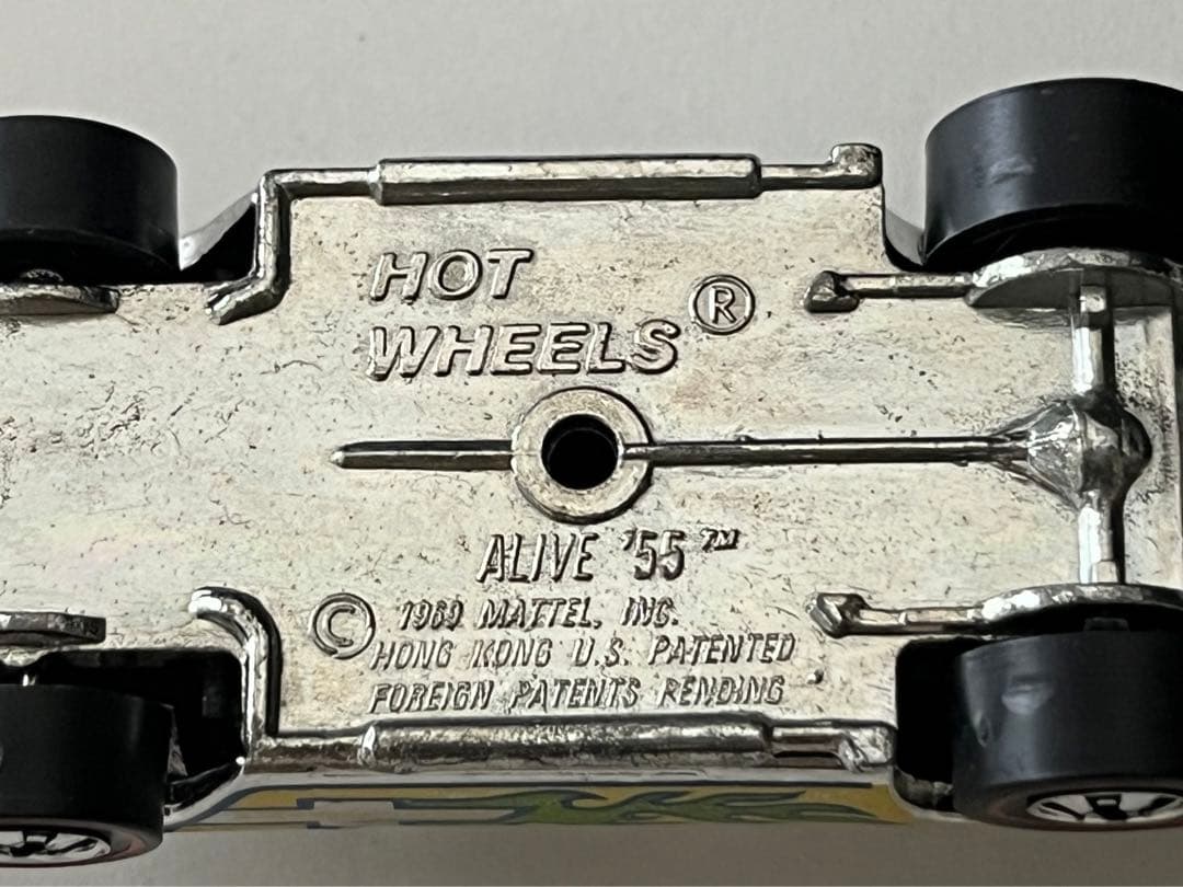 HOT WHEELS ミニカー　セミアンティーク1969年、1973年初期モデル