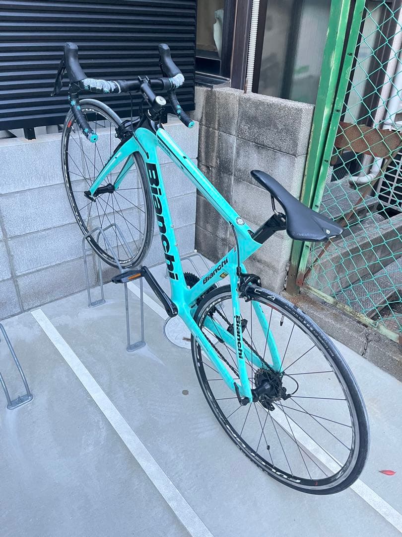 ビアンキBianchi ARIA フルカーボン　SHIMANO105ロードバイク