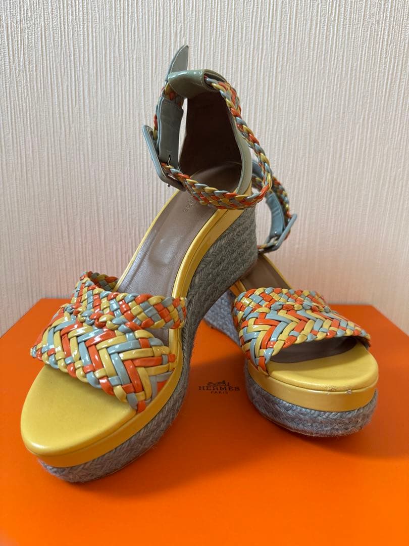 めるちゃんHERMES ウエッジソール　サンダル