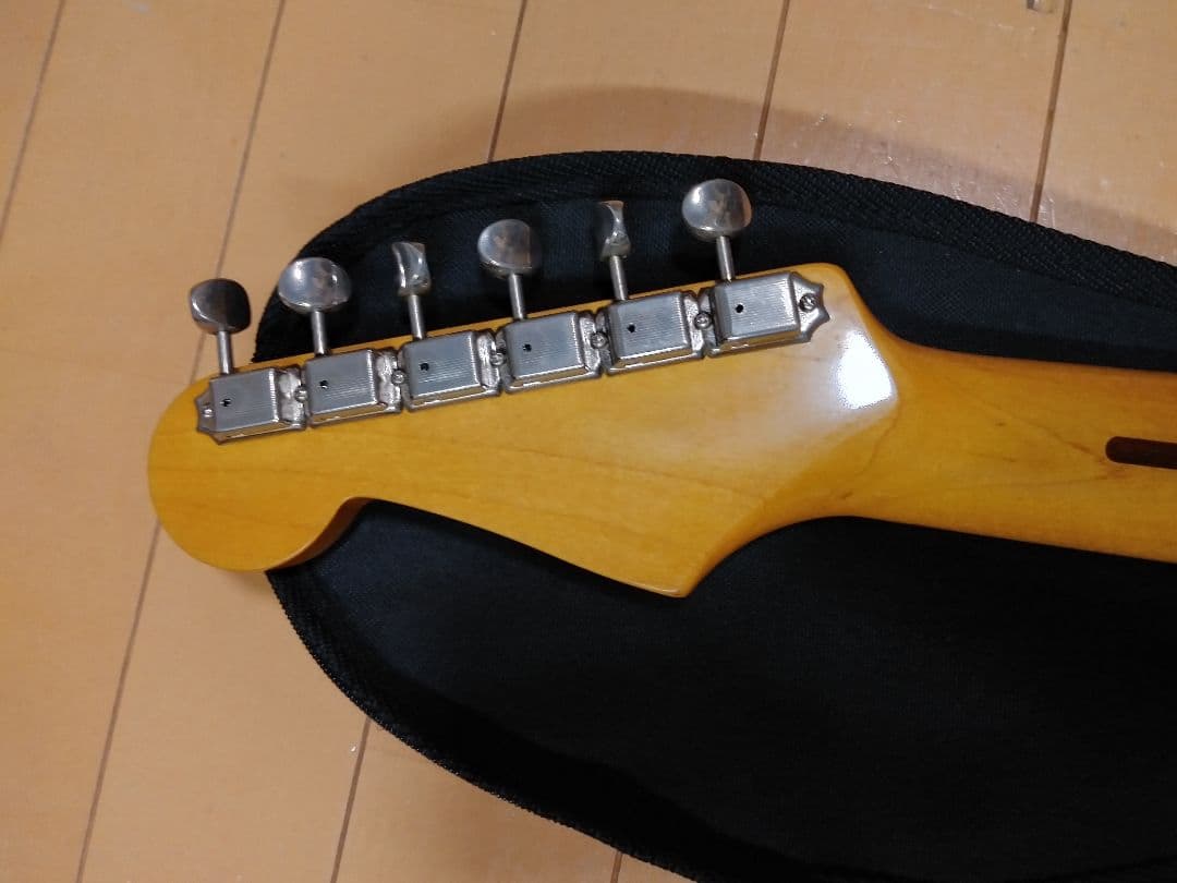 Fender japan フェンダージャパン　ストラトキャスター　ST-57