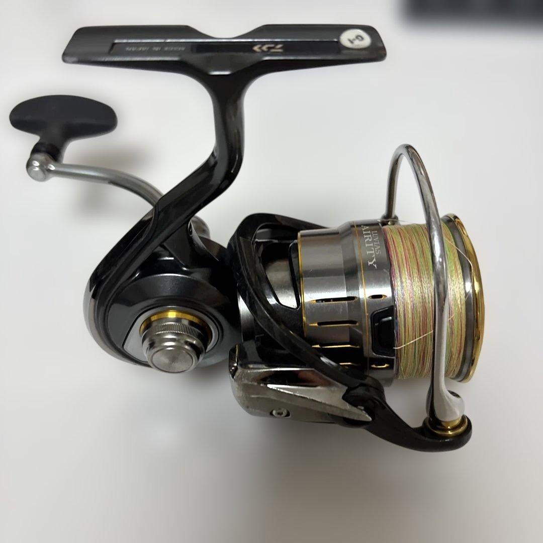 LUVIAS AIRITY LT3000S-CXH スピニングリール