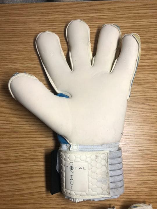 日本未発売セルス　キーパーグローブ