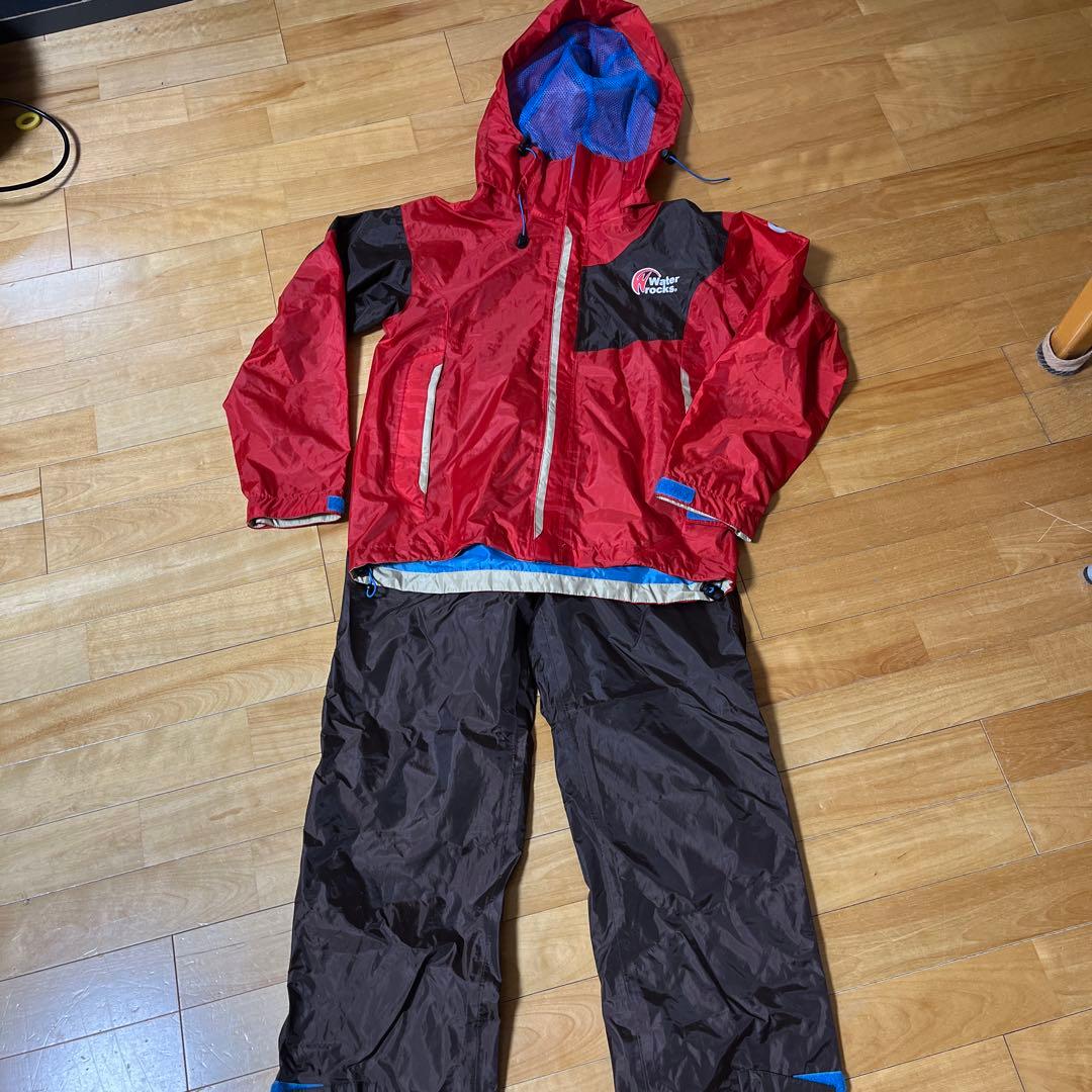 レジャー雨風装備　上下130