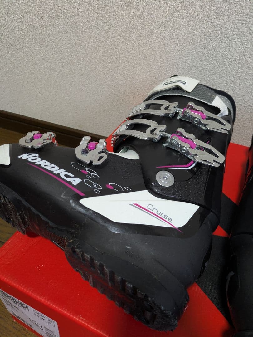 Nordica スキー用ブーツ 25.5 女性用
