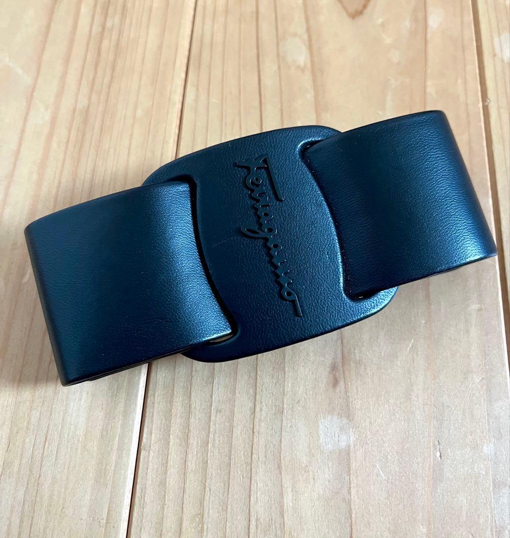 Ferragamo ブラック バレッタ