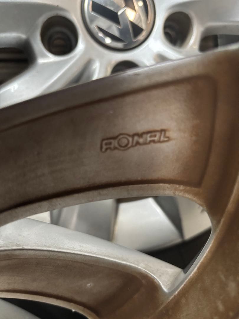 VWザ・ビートル純正16インチアルミホイール、タイヤセット！