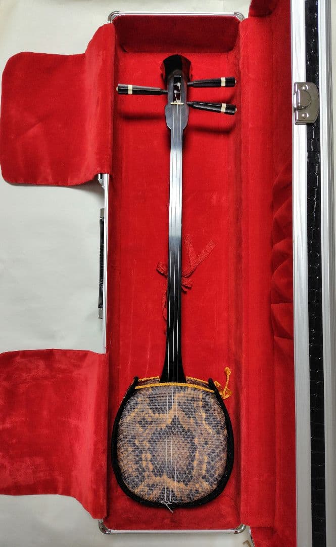 三線（沖縄三味線） 江戸与那城型　当代名工棹