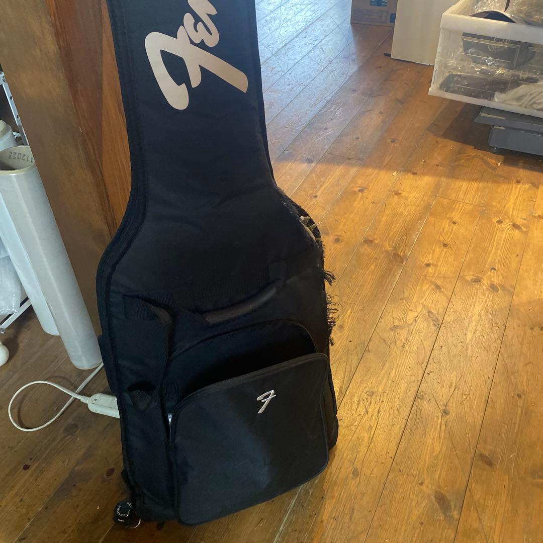 Fender フェンダー ストラトキャスター レッド エレキギター　良品