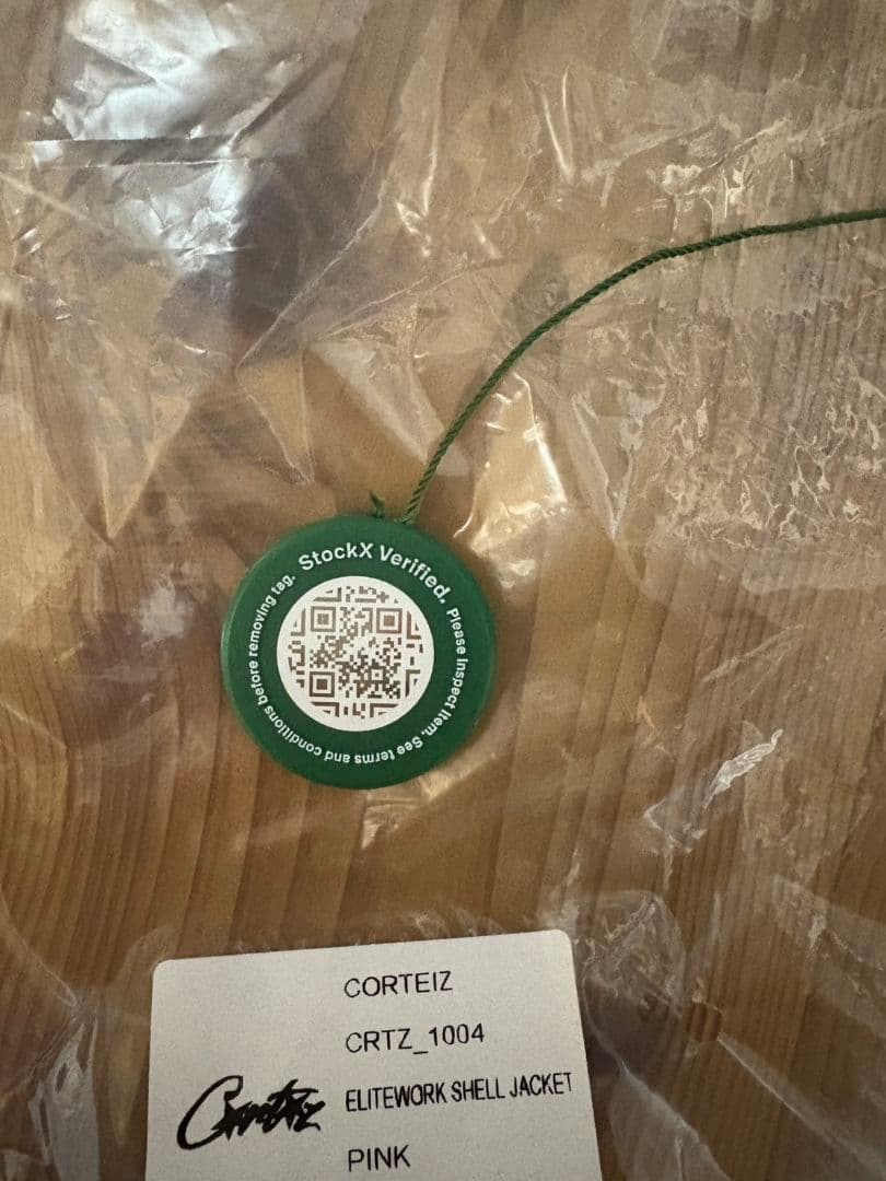 ジャケット・アウター Corteiz Elitework Shell Jacket Pink