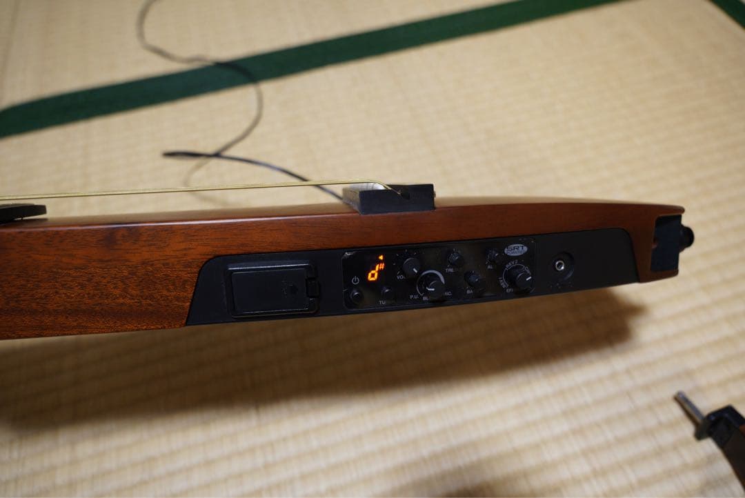 ヤマハ　サイレントギター　SLG200S/NT