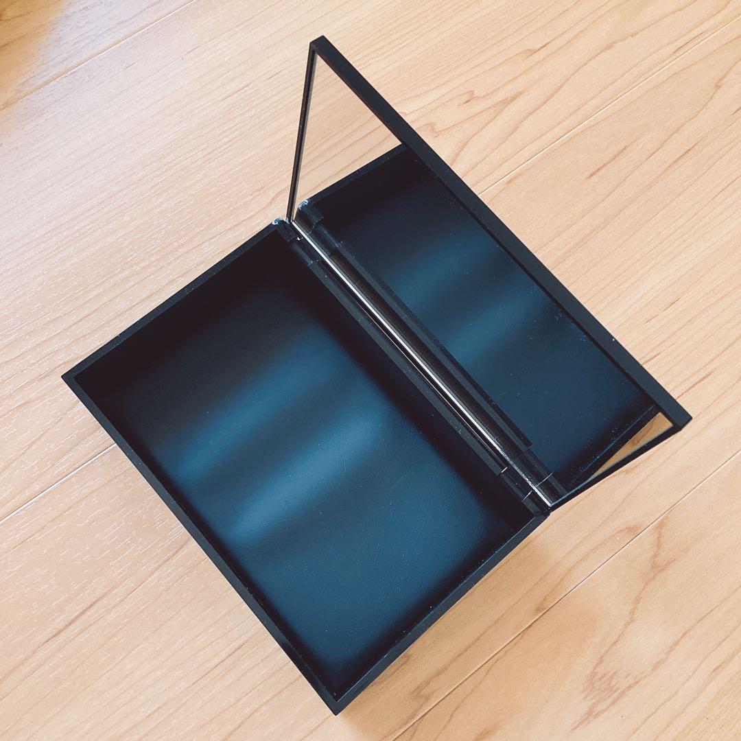 【シャネル4点セット】ボックス、アロマストーン、メイクブラシケース、ネイルケア