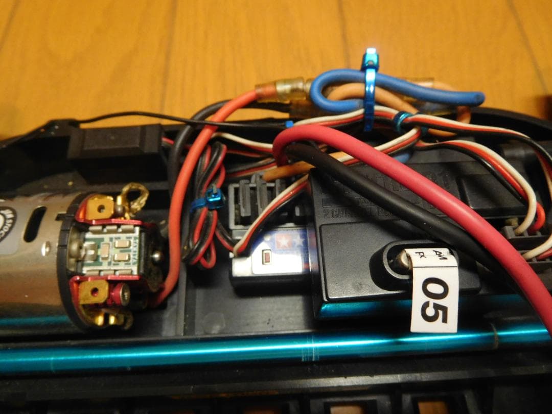 ラジコンカー　1/10 電動カー　4WD