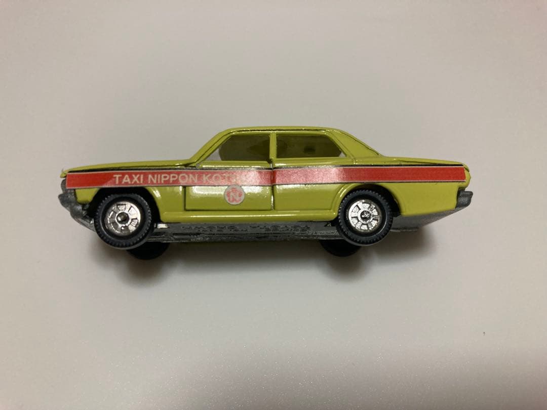 トミカ　日本製　トヨタ　クラウンタクシー　日本交通　1Dホイール　入手難易度A