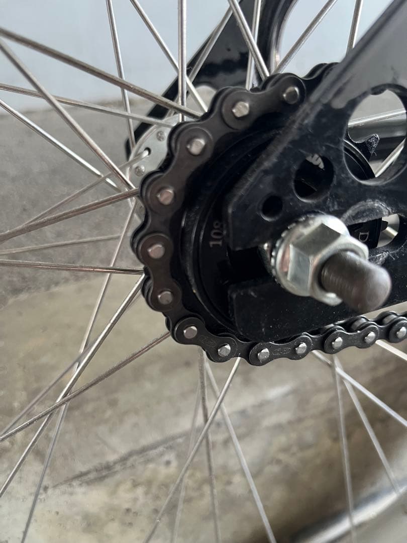 自転車本体 how i roll KICK IT