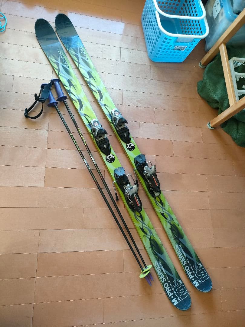スキー板175cm ビンディング ストック
