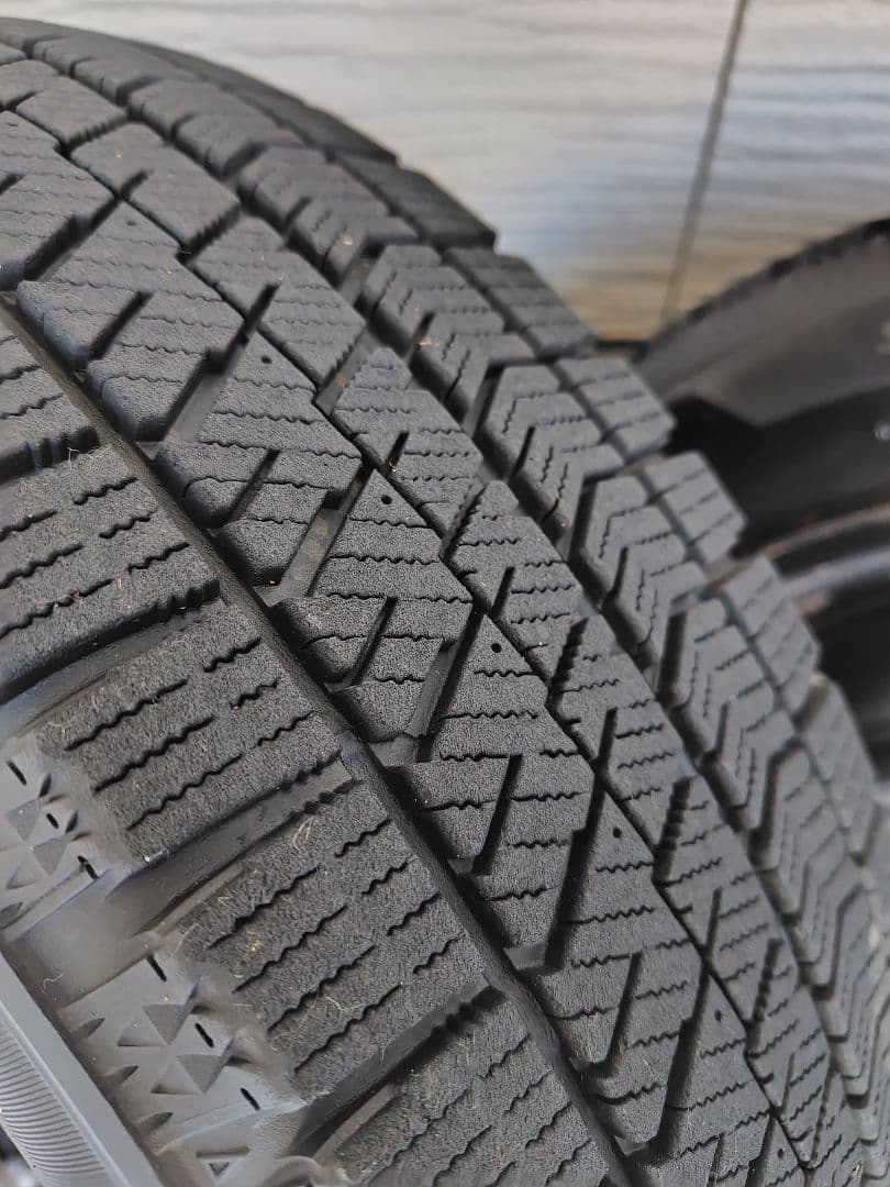 TOYOTA ブリヂストン スタッドレスタイヤセット 165/65R14