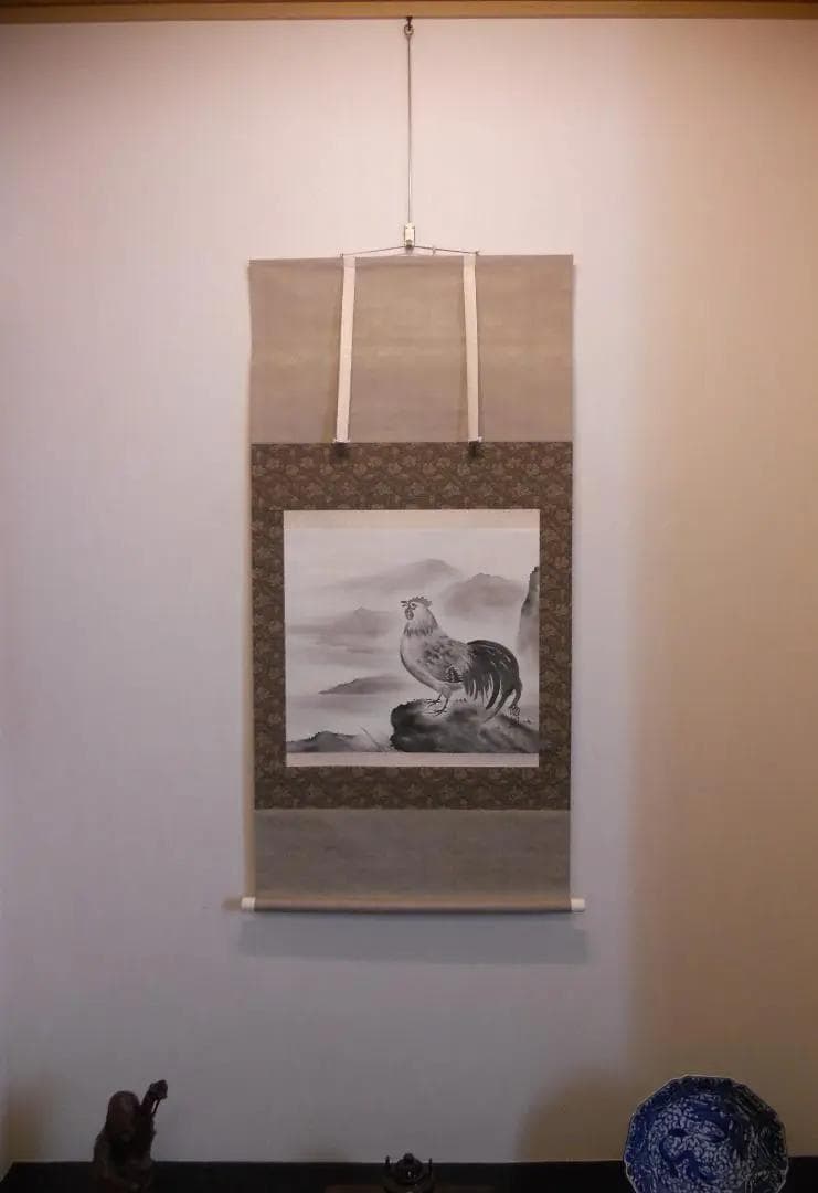 掛け軸 陽風 鶏 水墨 絹本 希少 軸装 茶道具 掛軸 美品 です。